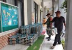 Sasar Kelompok Rentan dan Pelajar, Babinsa Benowo Aktif Dampingi Pendistribusian MBG